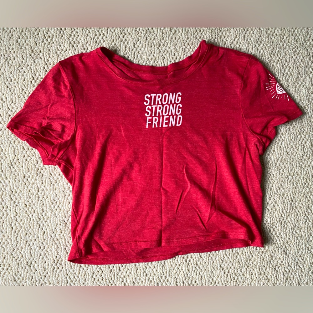 STRONG STRONG SUPPLY CO. Red Cropped T-shirt, Size M